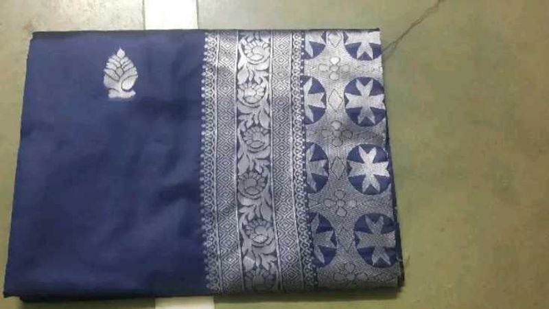 Banarasi Lichi Silk Jecqurd Saree