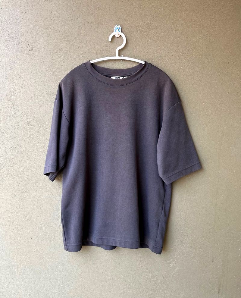 Uniqlo Oversized T-Shirt