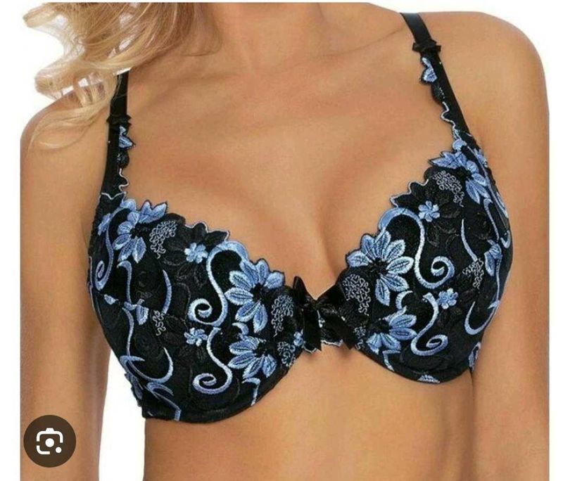 Addition Elle Bra