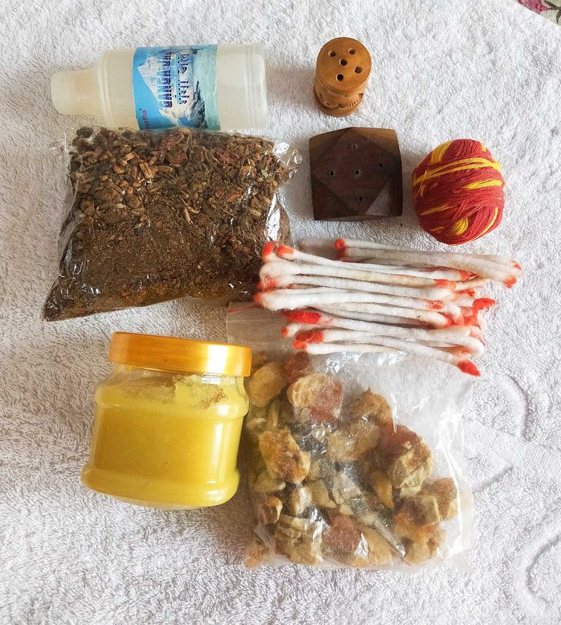 Pooja Kit for Home Blessing &amp; Purification