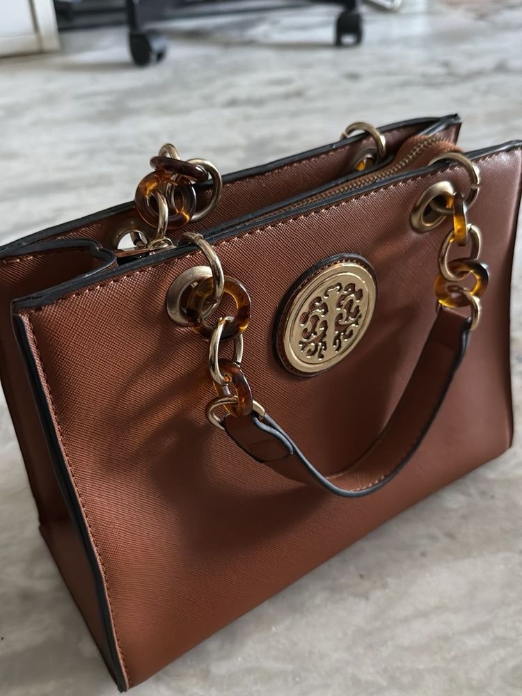 Elegant Brown Handbag