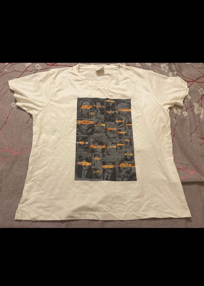 Graphic Print White T-shirt(unused )