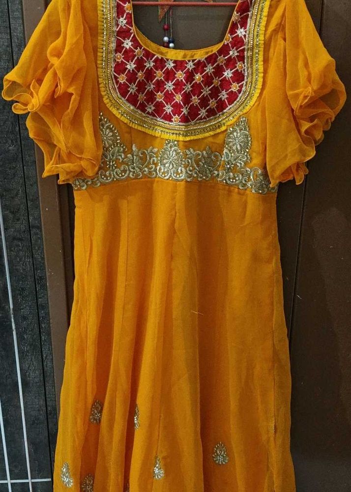 An Ethnic Gown Worn On A Festivals Flourishing..