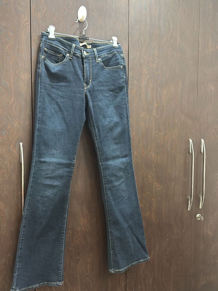Levi&#39;s Bootcut Jeans