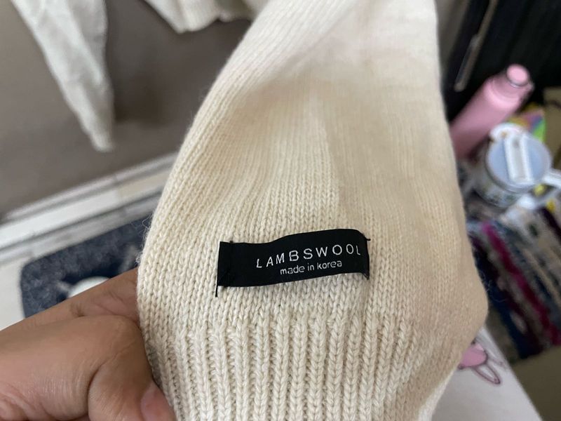 Lambswool Knitwear - Cozy &amp; Stylish