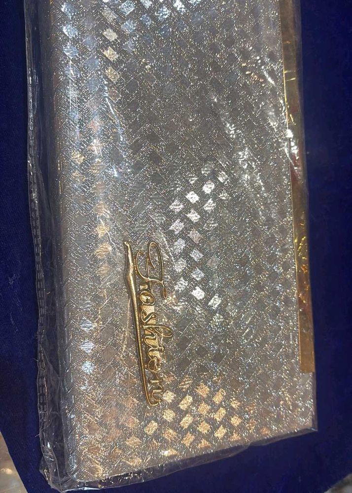 Elegant Fashion Clutch