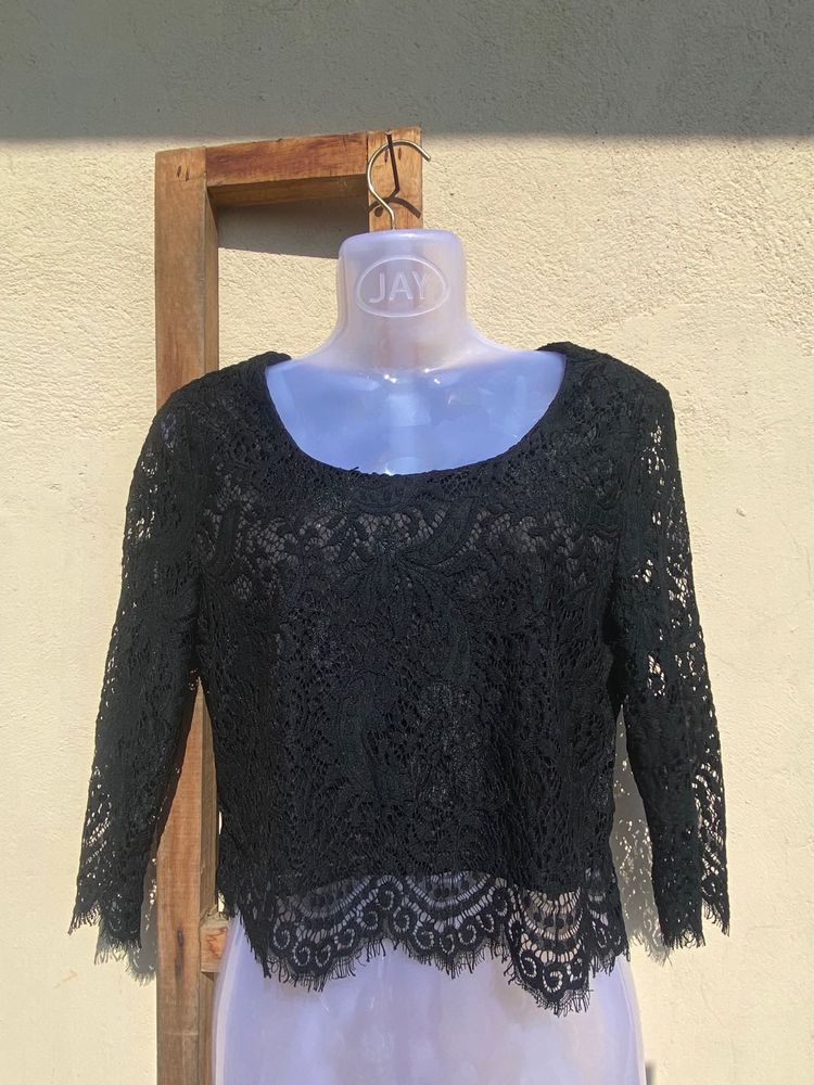 Black Lace Crop Top