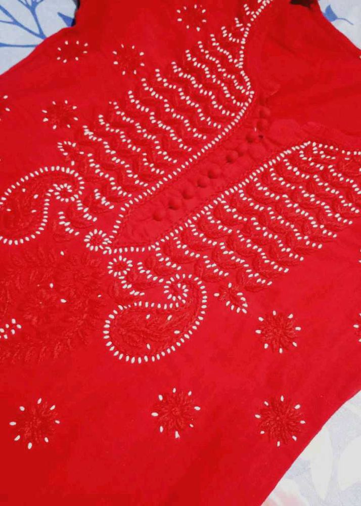 Red  Chikenkari Embroidered Kurta With Free Saree