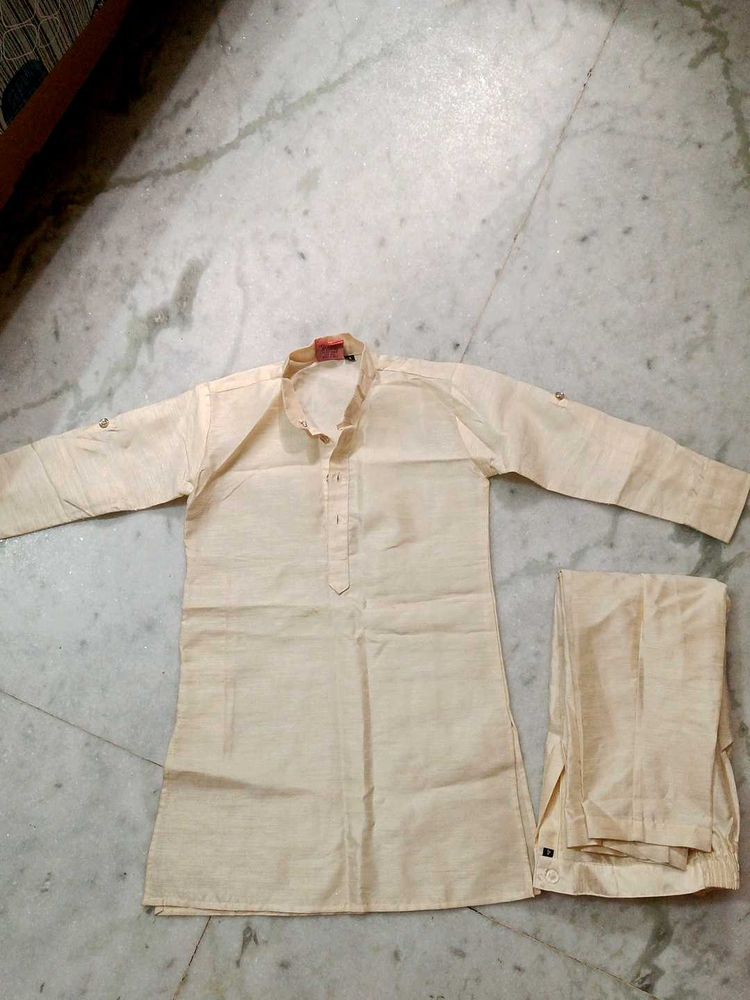 Elegant Kurta Pajama Set