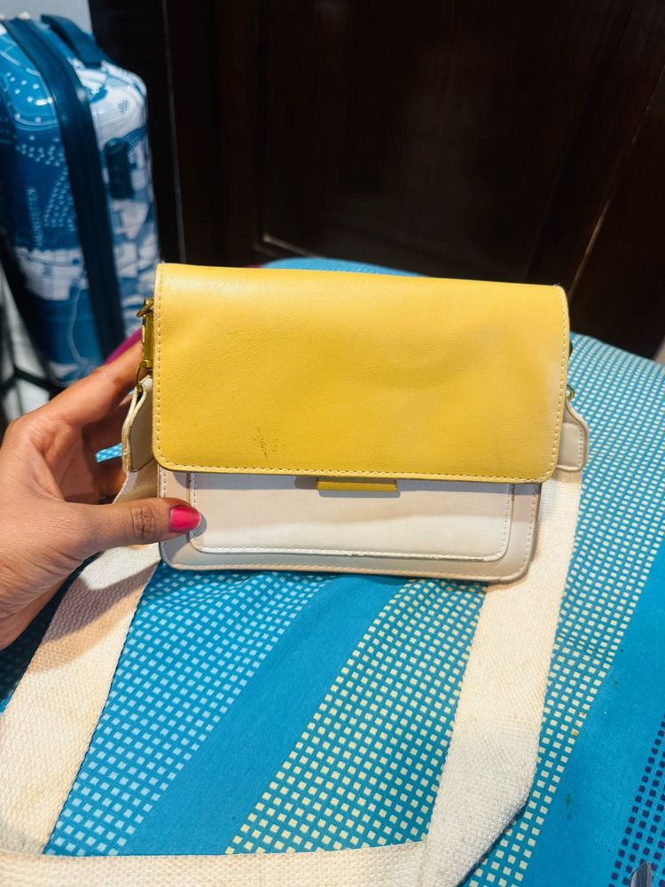 Yellow &amp; White Crossbody Bag