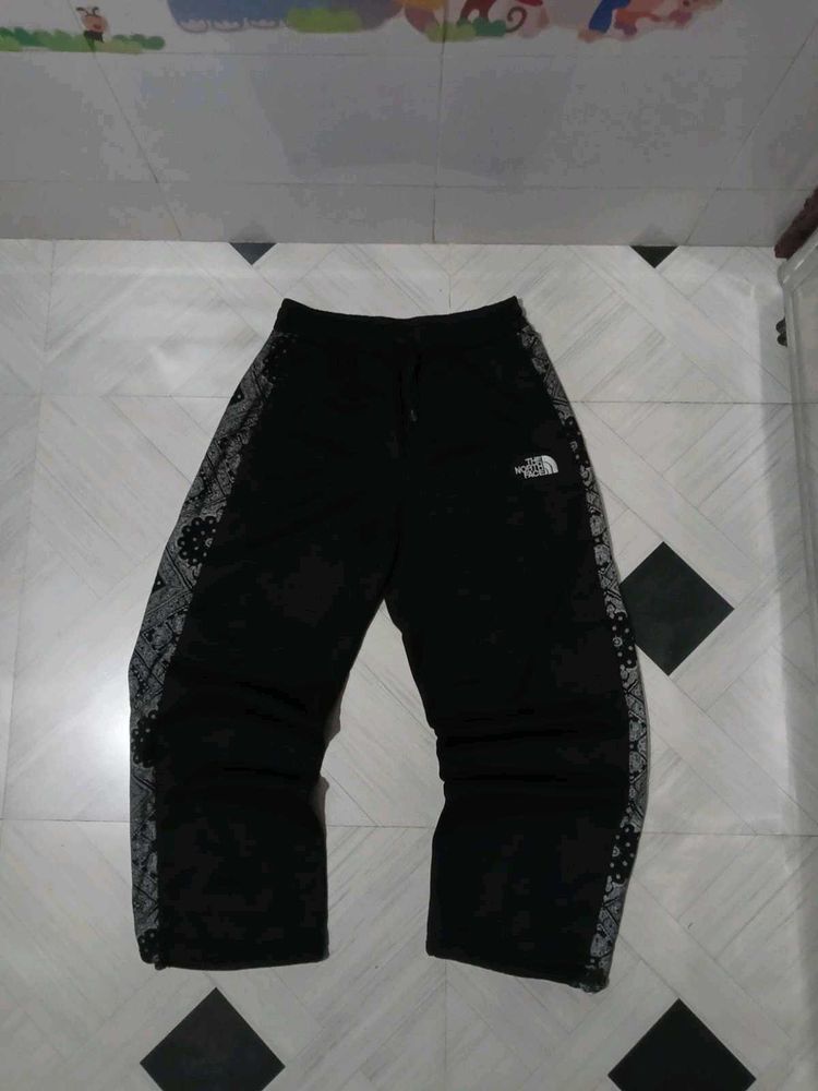 Tnf Baggy Lower