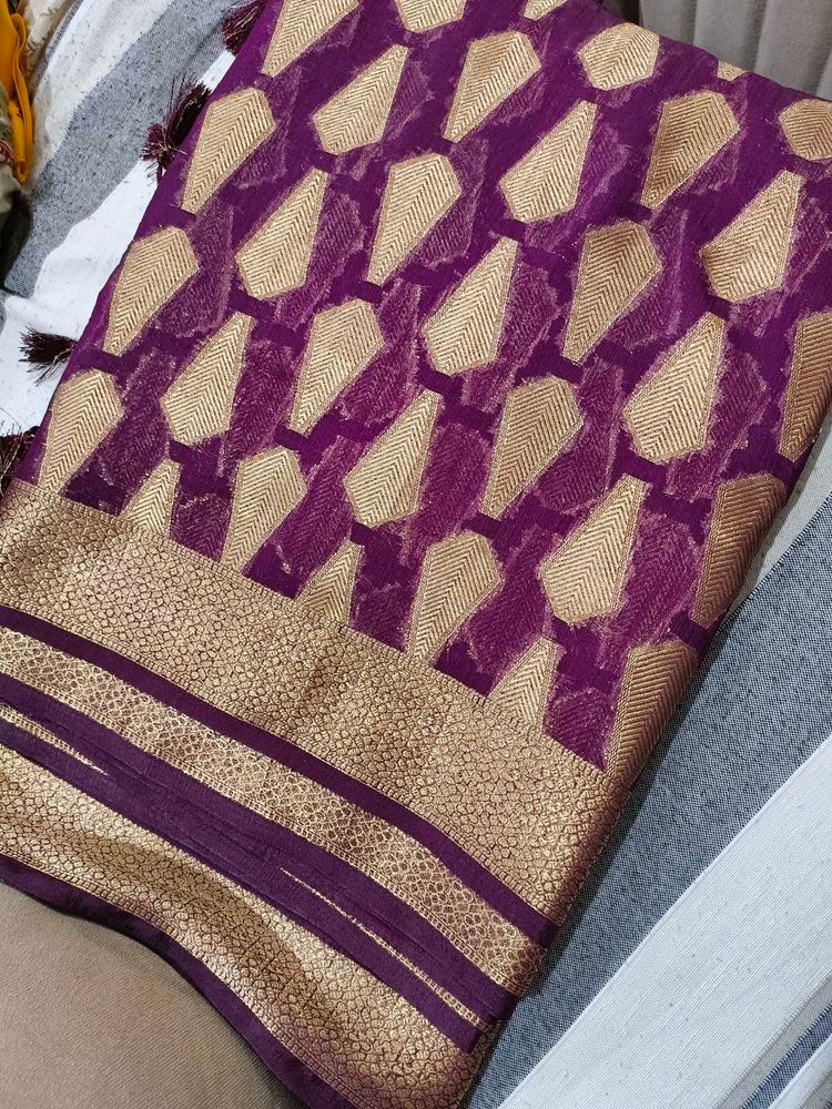 Women Zari Paithani Saree
