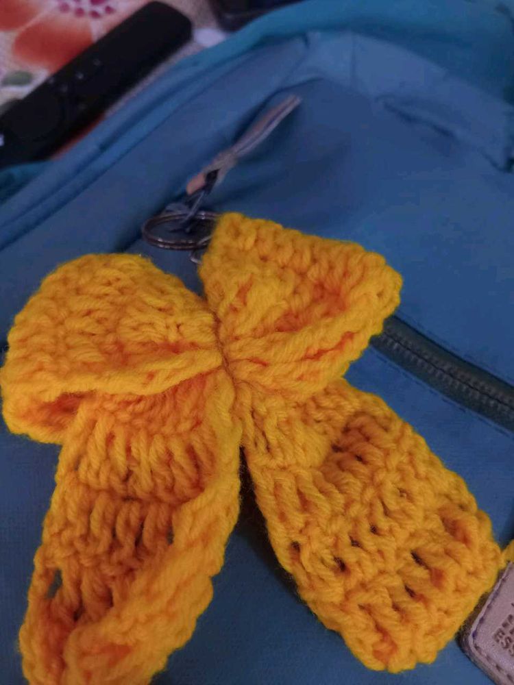 Crochet Bow Keychain - Yellow
