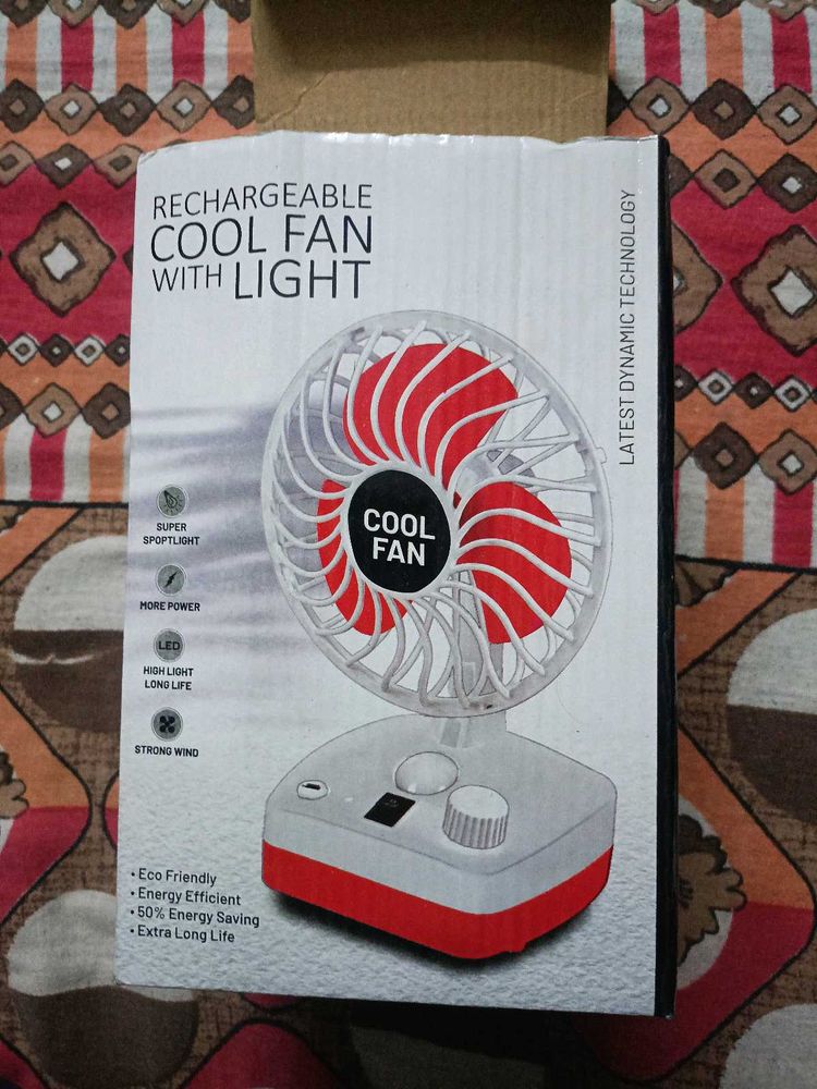Rechargeable Small Table Fan
