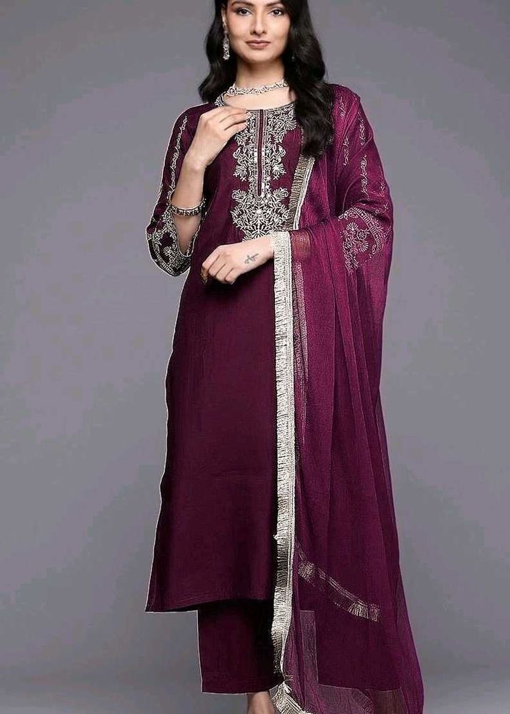 This Kurta Set Is Very Beautiful ❤️ And New