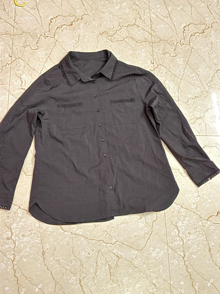black shirt