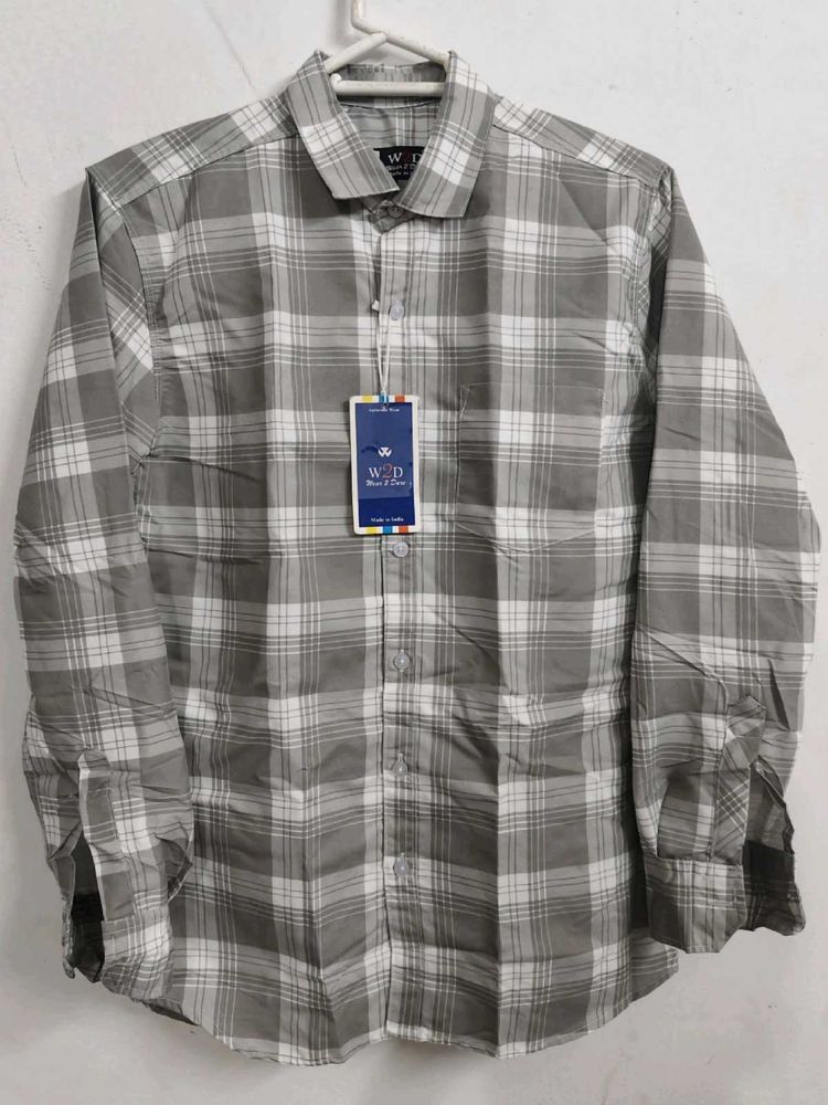 Gray Plaid W2D Long Sleeve Shirt