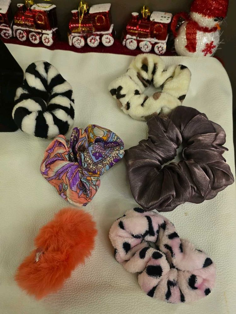 Cute Scrunchie Set