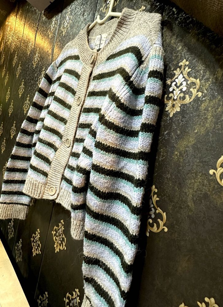 Striped Knit Cardigan🌸