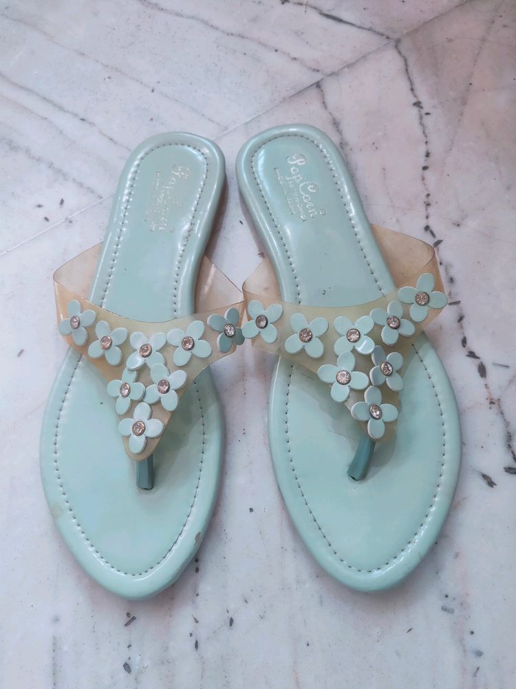 Pista Green Flat Footwear..