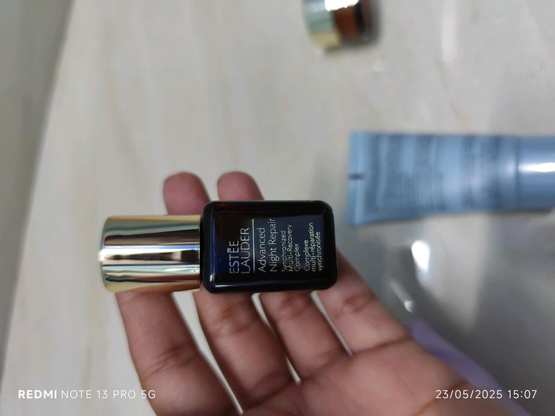 Estee Serum