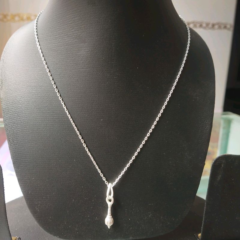 925 Silver हनुमान गदा Pandent + Chain Set.