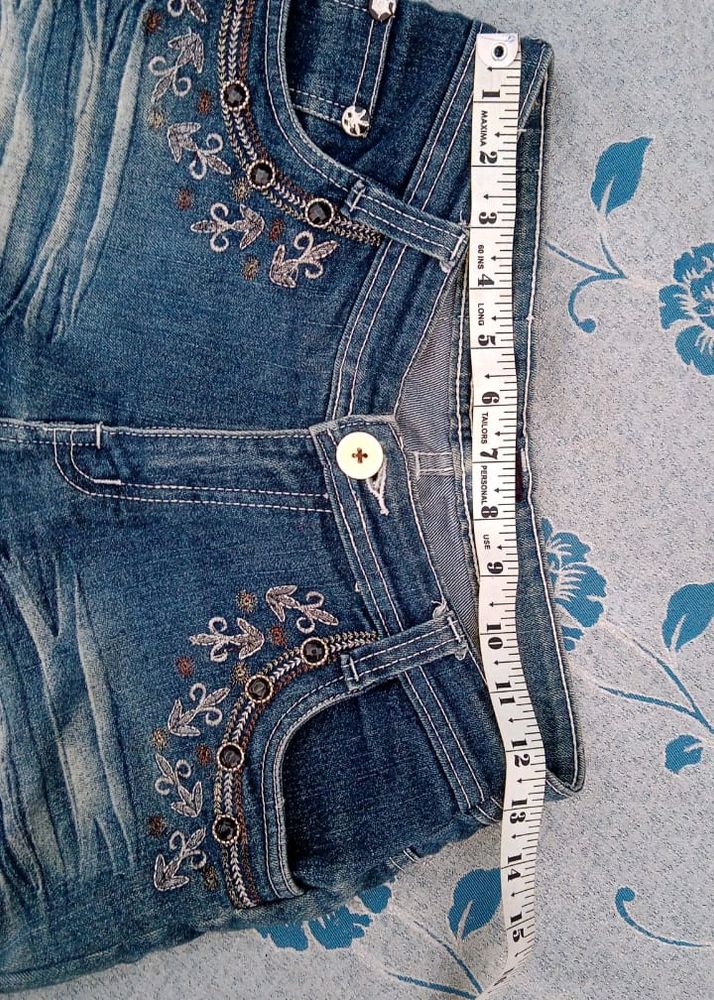 Jeans For Pear Shaped