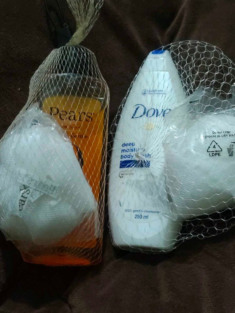 Dove &amp; Pears Body Wash Set