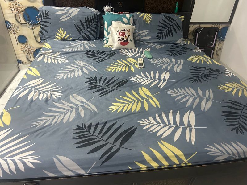 Leaf Print Bedding Set