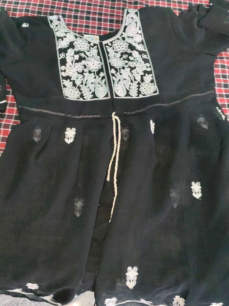 Fancy Latest Women Tops $ Tunics