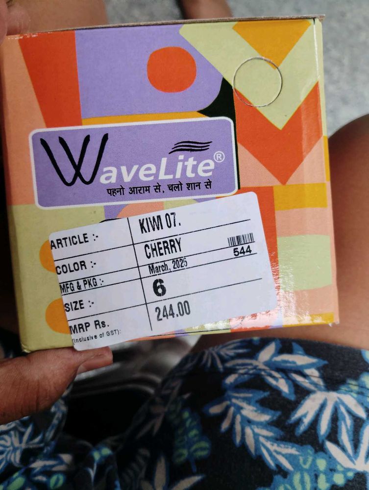 WaveLite Cherry Size 6