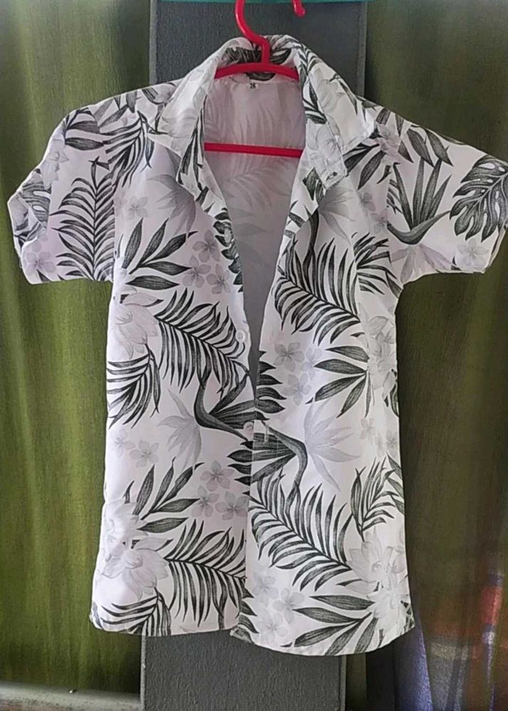 Floral Print Shirt and Halfpant for 3-4 Years Kids