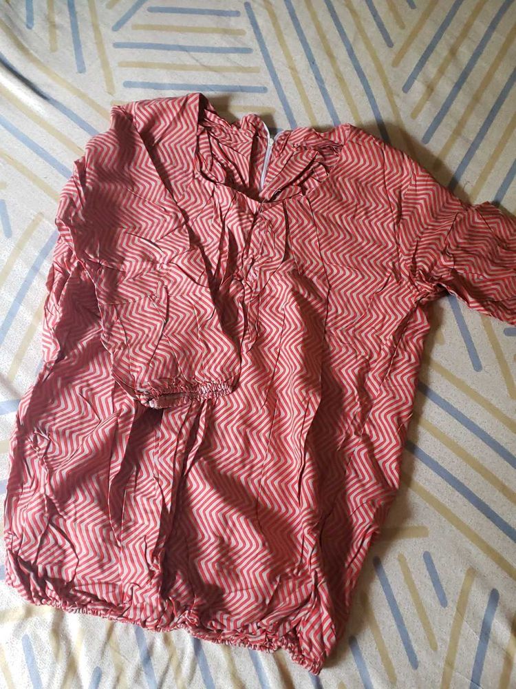 Patterned Top never use cotton to