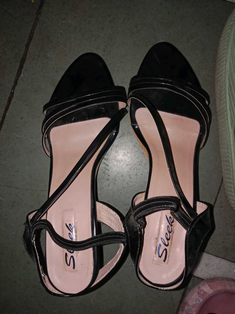 Newest Jeans, Heels, Trendy Flats