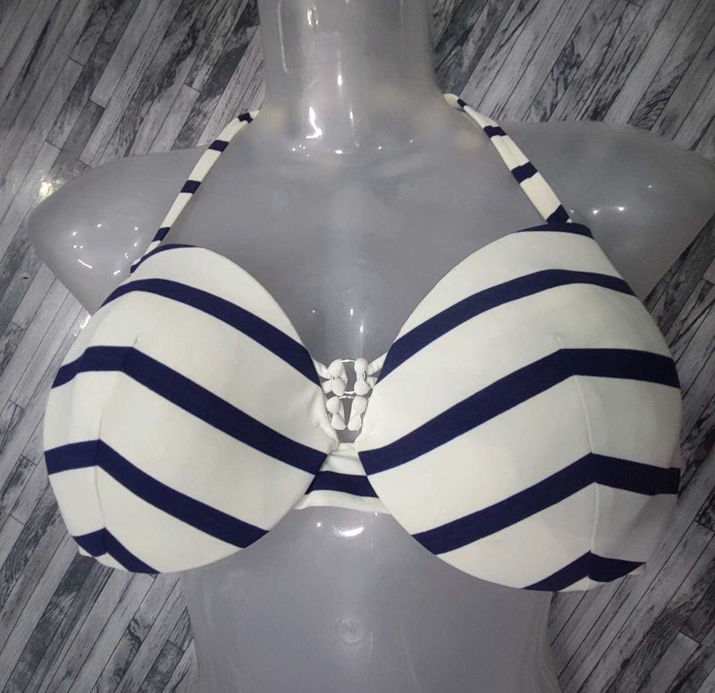 Padded Look 34 C Size 🥰