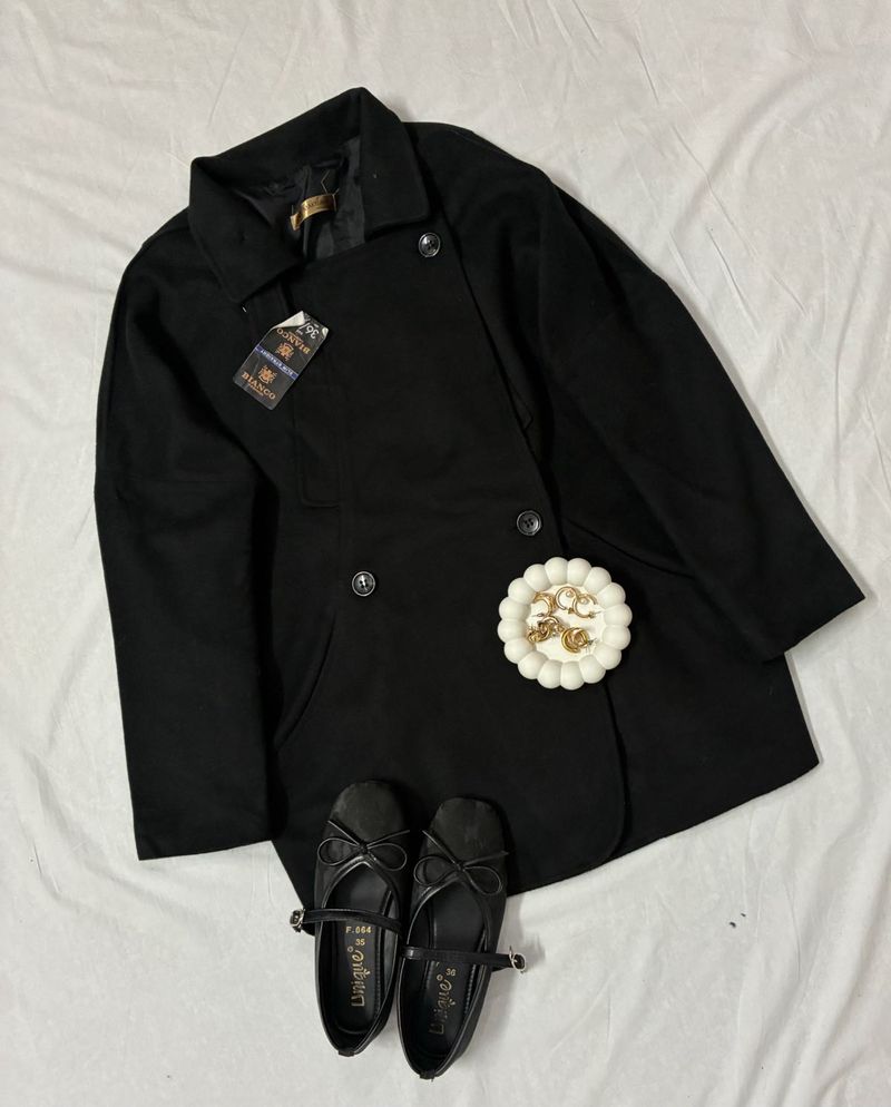 Chic Black Double-Breasted Coat