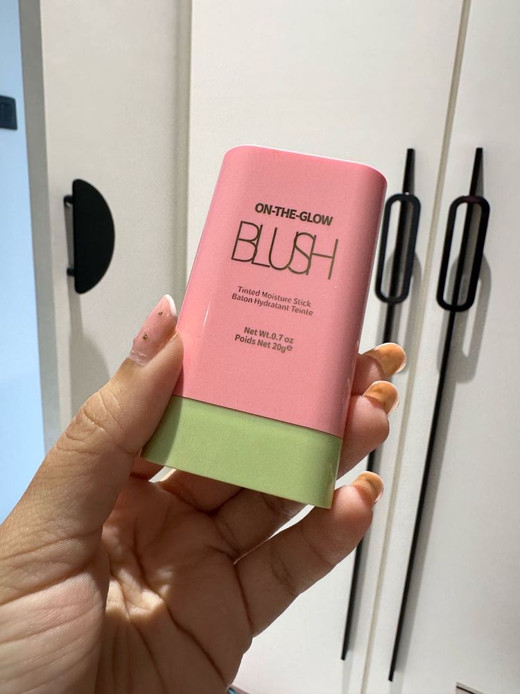On-The-Glow Blush Stick