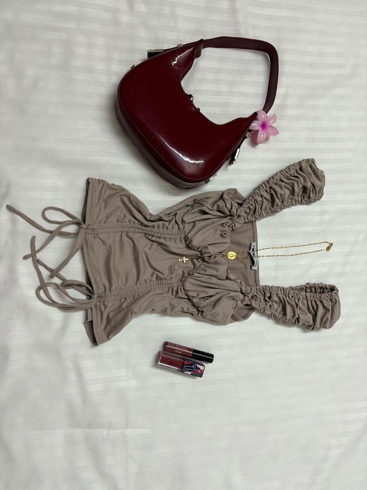 Sweetheart neckline Corset style top