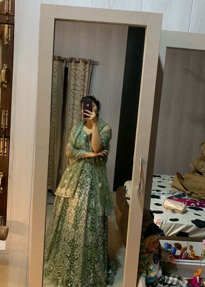 Heavy Ethnic Engagement Gown🎀✅🦋