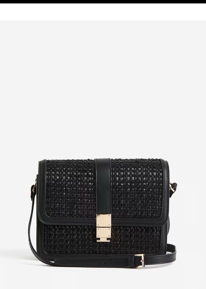 Chic Black Crossbody Bag