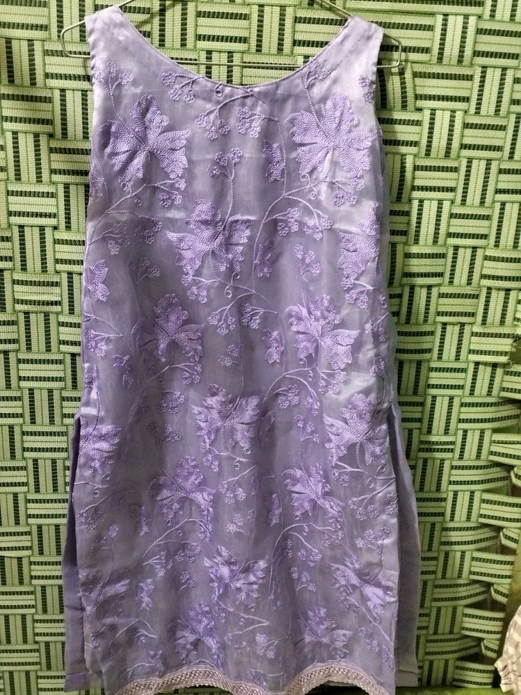 Beautiful Festive Suit Along With Organza Dupatta