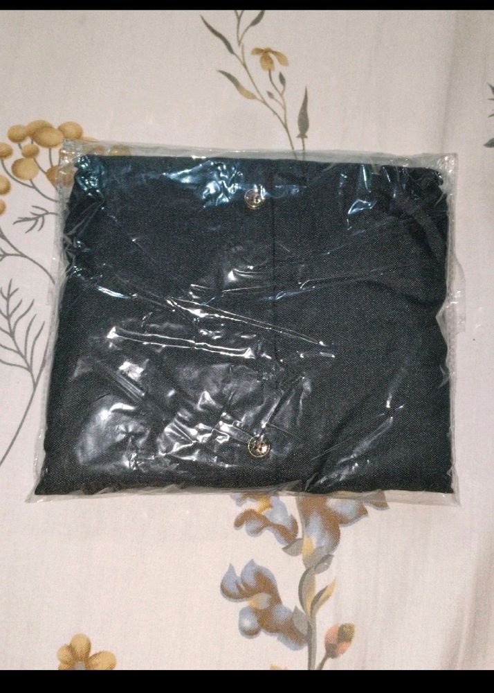 Black Kurti (Women&#39;s)