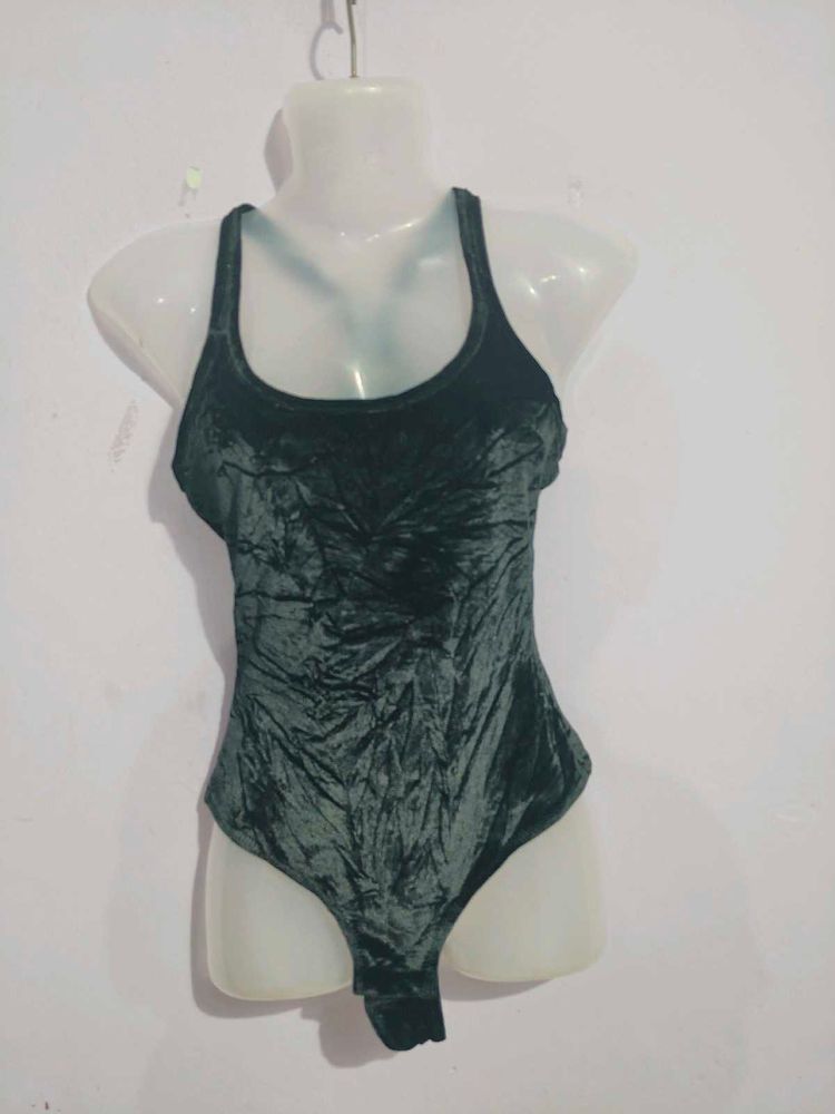 BLACK VELVET BODYSUIT