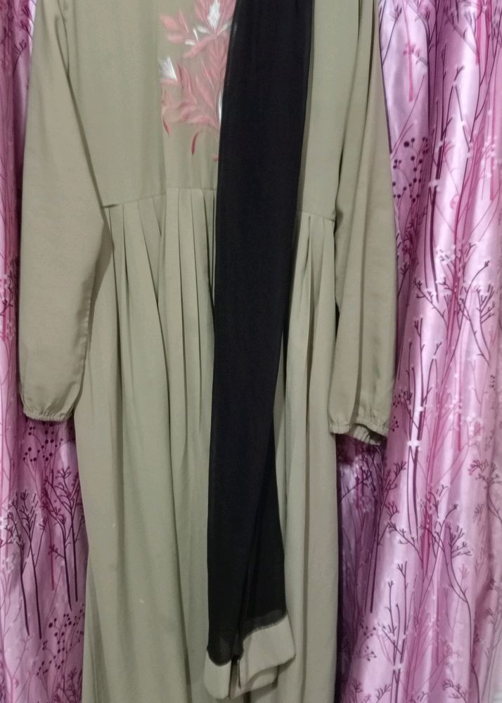 Long Abaya For Girls With Black Scarf