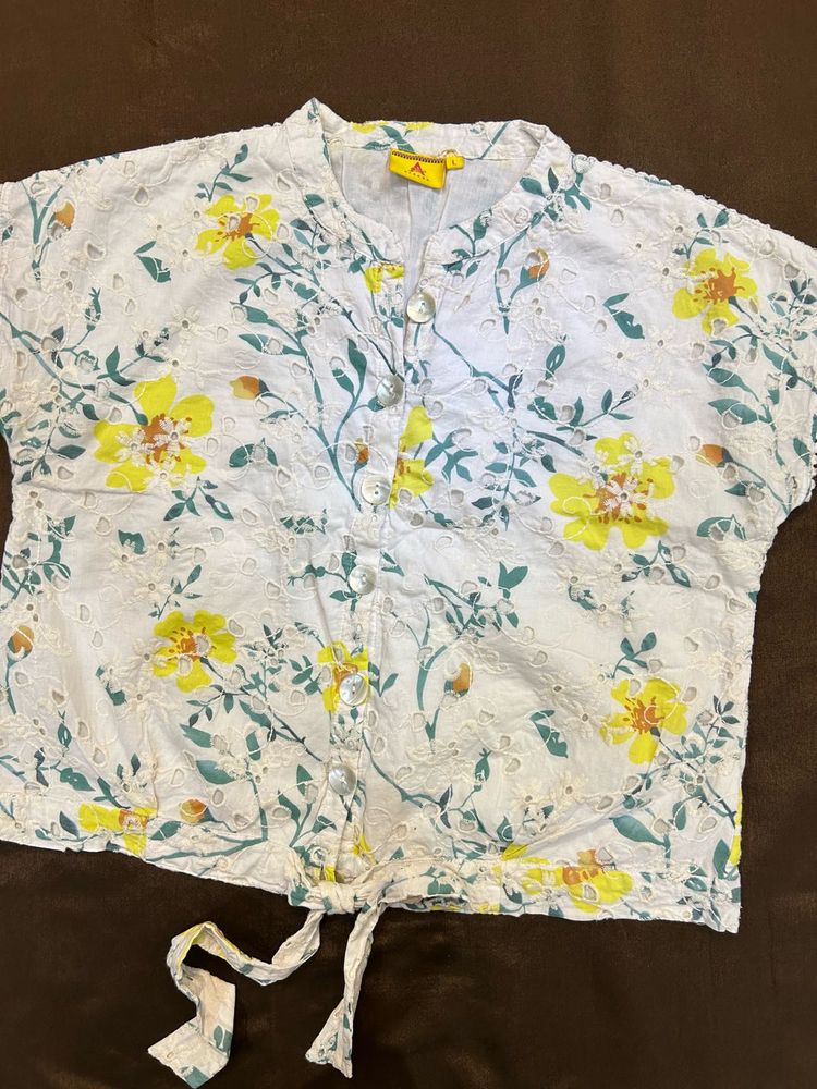Floral Tie-Front Blouse