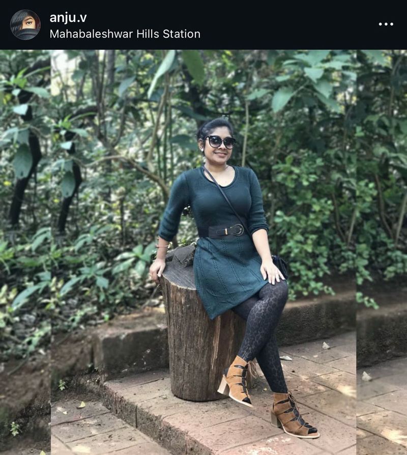 stretchable knitted green dress ripped pattern