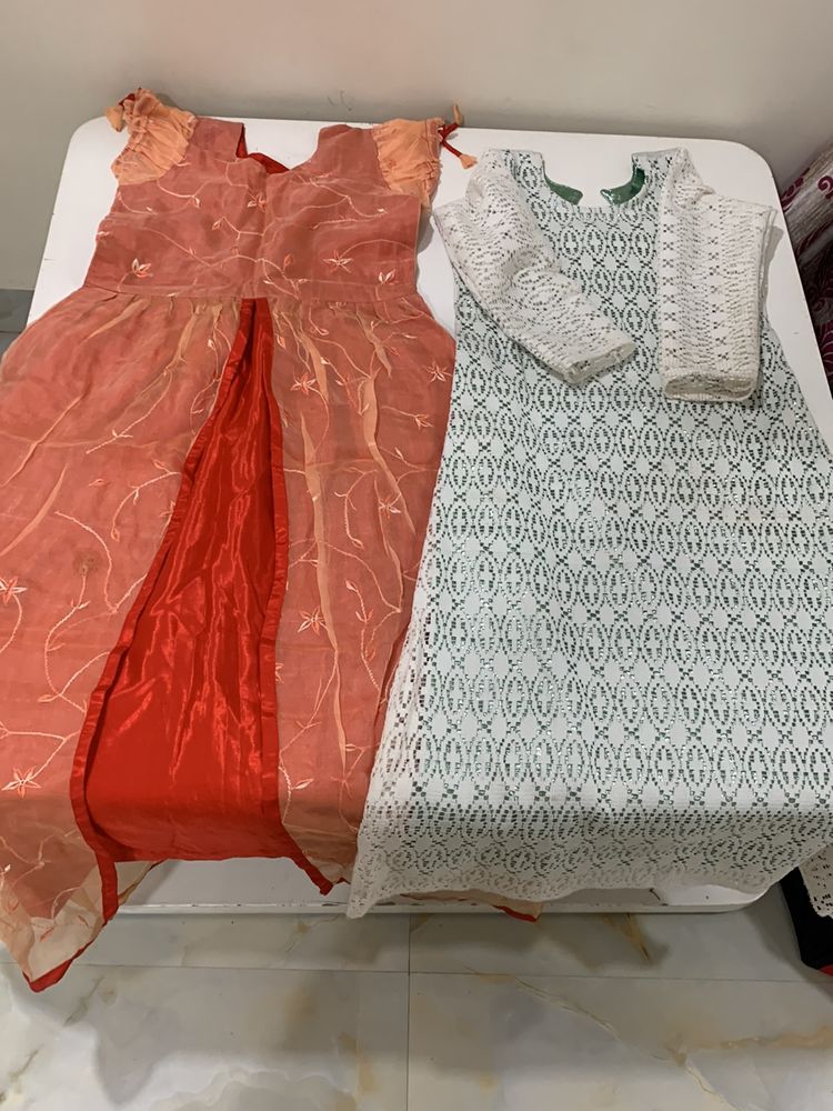 Two Long Gown 📌offer In Profile