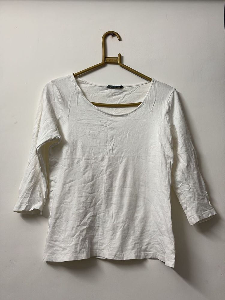 White Round Neck Top
