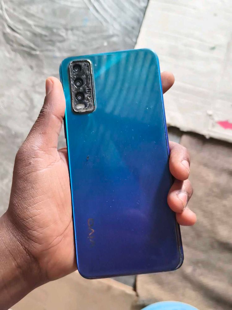 Vivo Smartphone - Blue Gradient