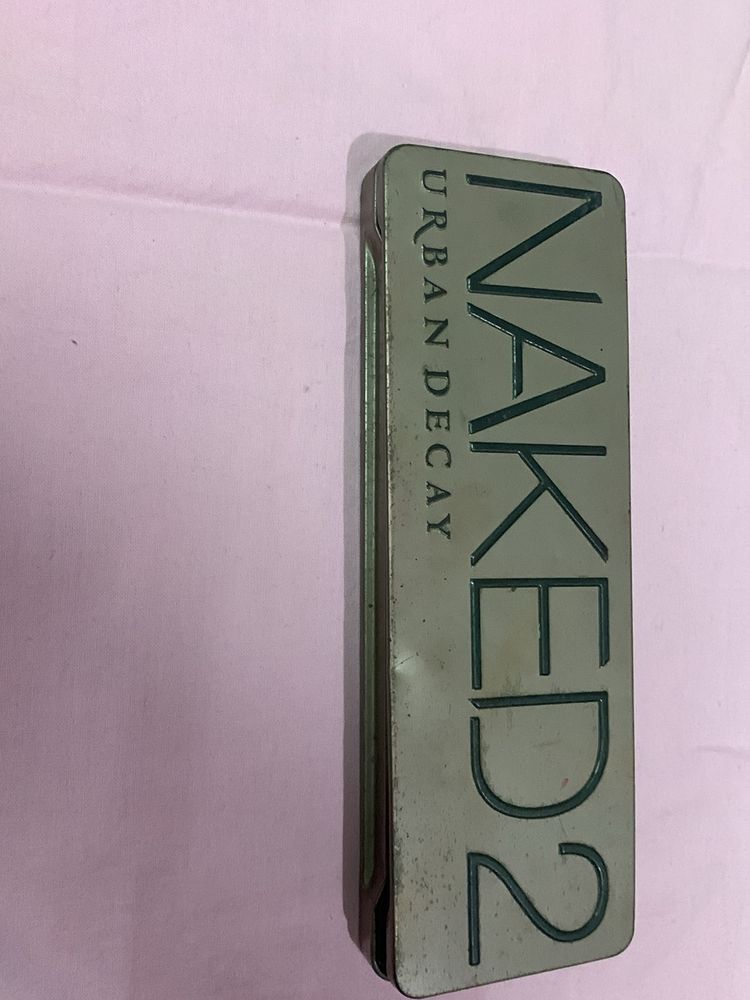 Naked 2 Eyeshadows